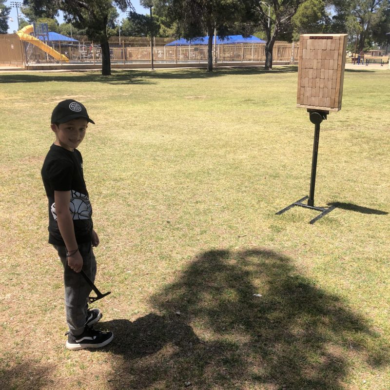 axe-knife-target-wood-block-axe-target-throwing-knife-target-throwing-knife-thorwing-knife-wood-target-axe-throwing-target-knife-block-knife-wood-block-mrtarget-mr-target-knife-target-throwing-stars-ninja-star-park